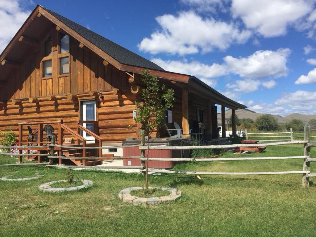 Sportsman Lodge Melrose Mt Butte Exterior foto