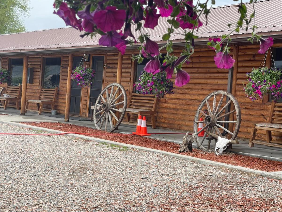 Sportsman Lodge Melrose Mt Butte Exterior foto